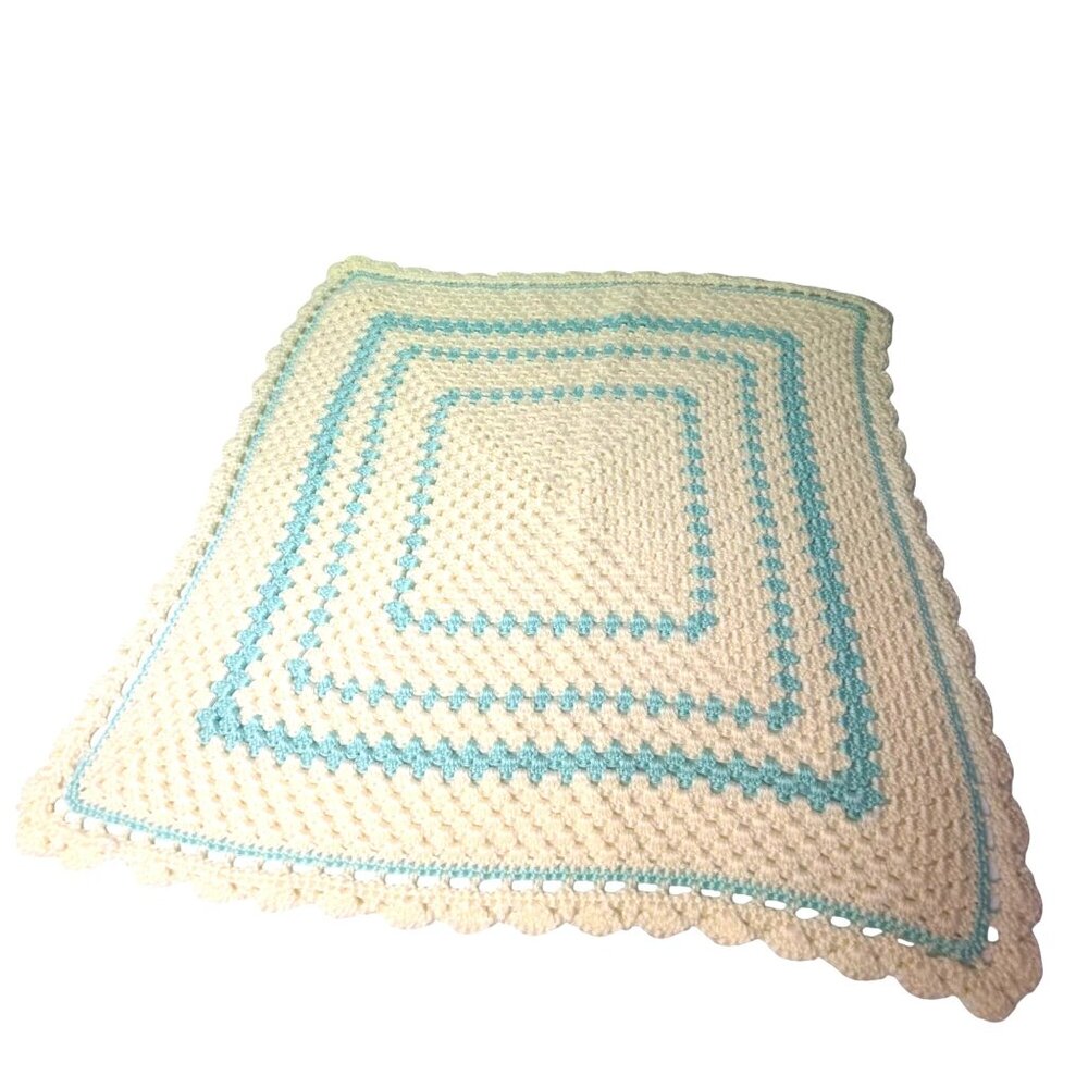 SOFT Handmade Vintage Crochet Baby Blanket Yellow and Green Scalloped Edge 26" - Picture 4 of 8